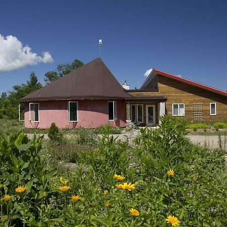 Sugar Ridge Retreat Centre Hotel Midland Exterior foto